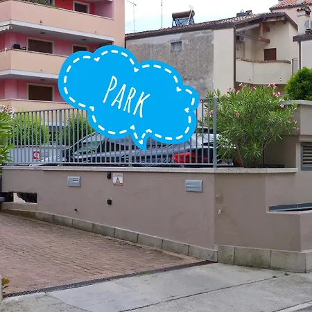 Da Silvia Attico Nel Cuore Di Con Posto Auto * غرادو